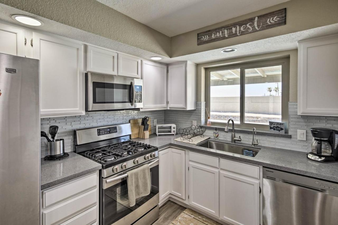 Lake Havasu Home With Pool And Mtn Views, Near Marina เลคฮาวาซูซิตี้ ภายนอก รูปภาพ
