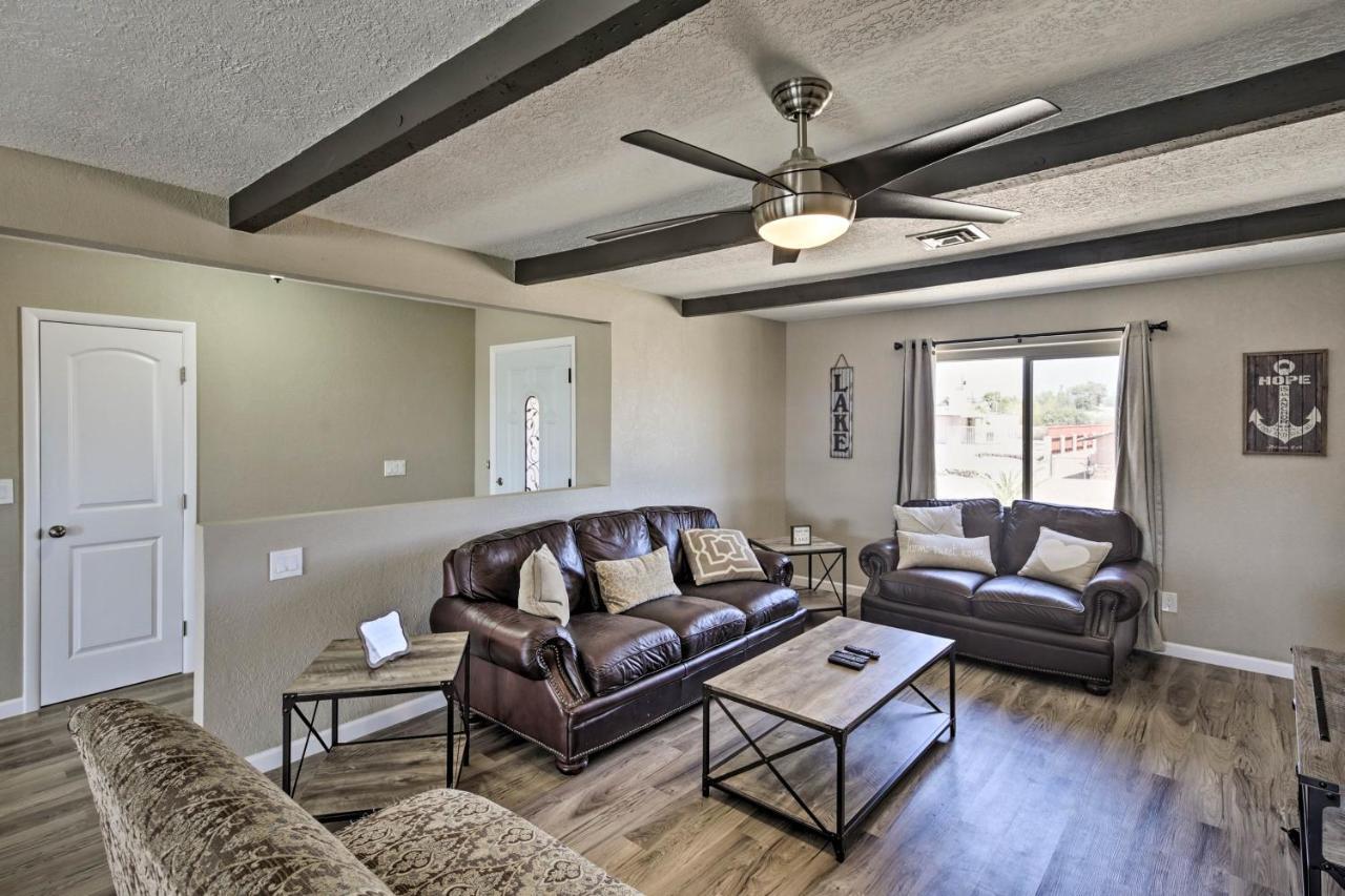 Lake Havasu Home With Pool And Mtn Views, Near Marina เลคฮาวาซูซิตี้ ภายนอก รูปภาพ