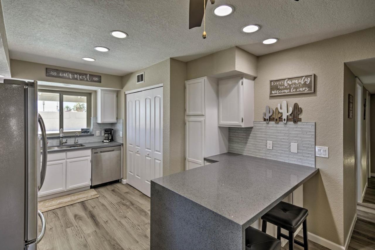 Lake Havasu Home With Pool And Mtn Views, Near Marina เลคฮาวาซูซิตี้ ภายนอก รูปภาพ